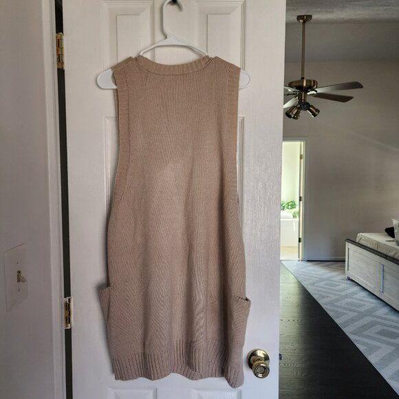 Sweater Vest Knit Sleeveless Loose V-Neck Pullover Knitwear | Khaki | Medium - Picture 2 of 5